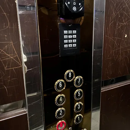 Apartament Cozy Rr Sokrat Miho *