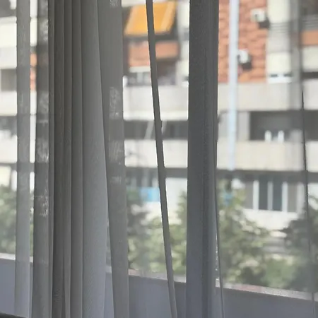 Cozy Rr Sokrat Miho Appartamento *