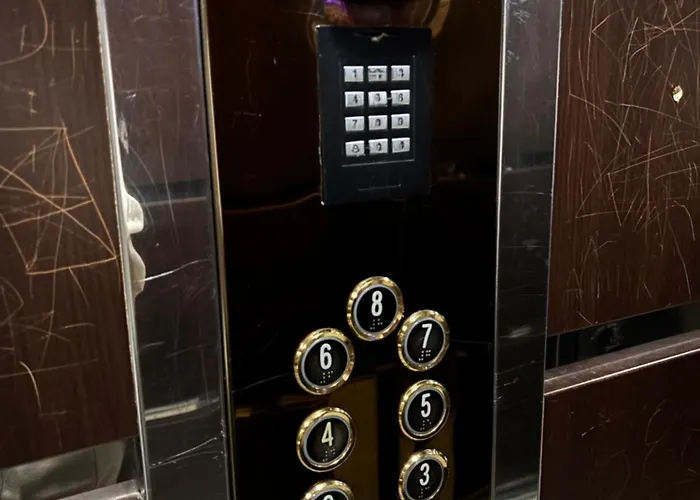 Apartment Cozy Rr Sokrat Miho *